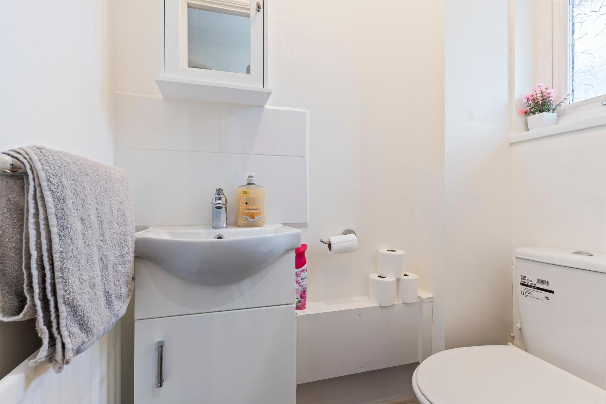 Lovely 4Br House In The City With Parking London Ngoại thất bức ảnh